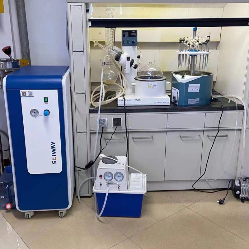 Generador de nitrógeno Sciway BIO-TSC en el laboratorio de un cliente